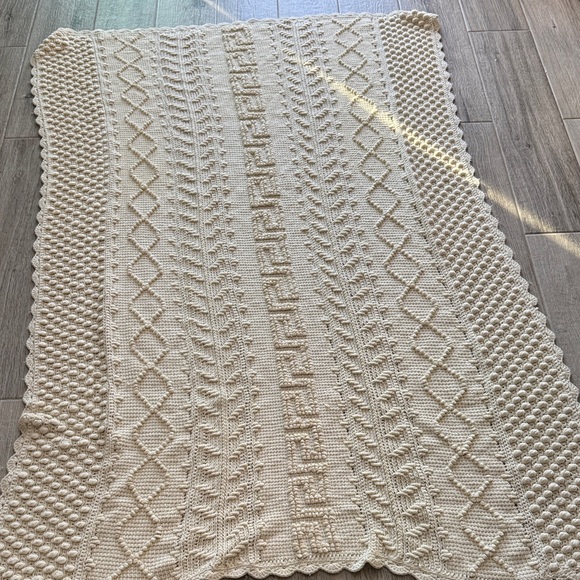 Other - Cream Knitted Blanket